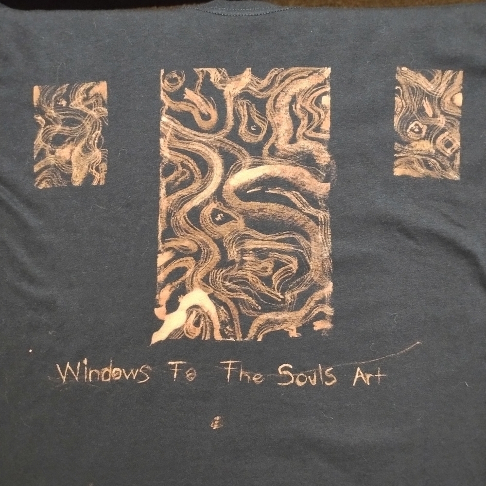 Black "windows To The soul" Tee - Picture 3 of 7